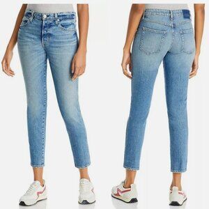 AMO Tomboy Crop Distressed Jeans -- Size 28